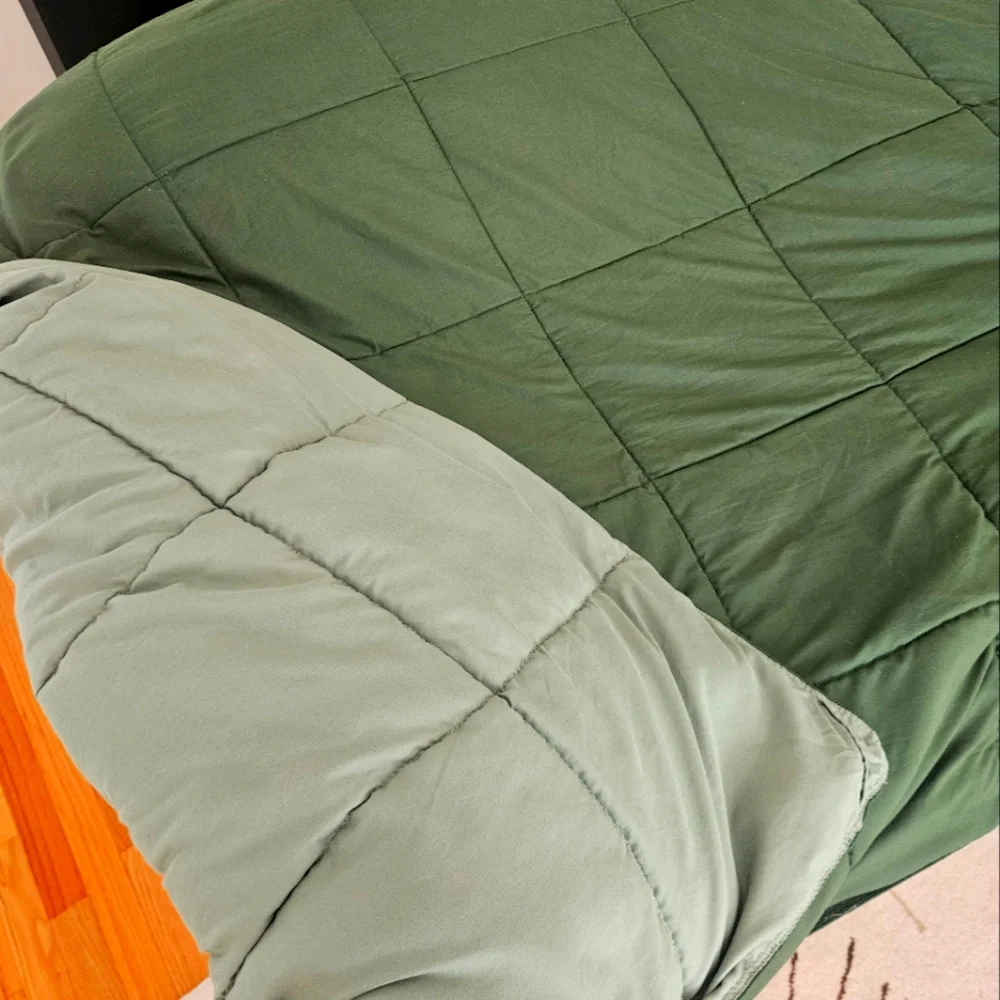 Green Twin/Twin XL Reversible Comforter Duvet
